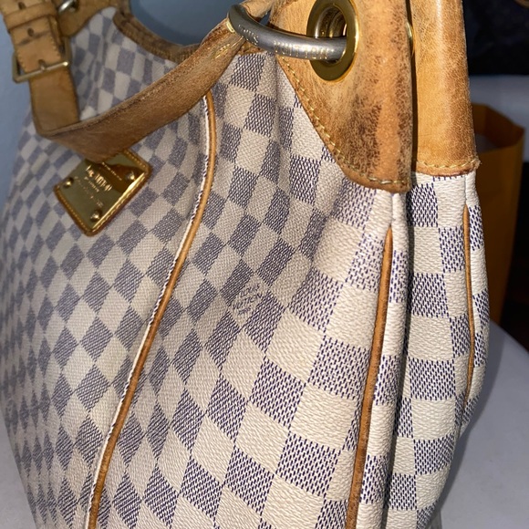 Louis Vuitton Galliera GM - Picture 7 of 16